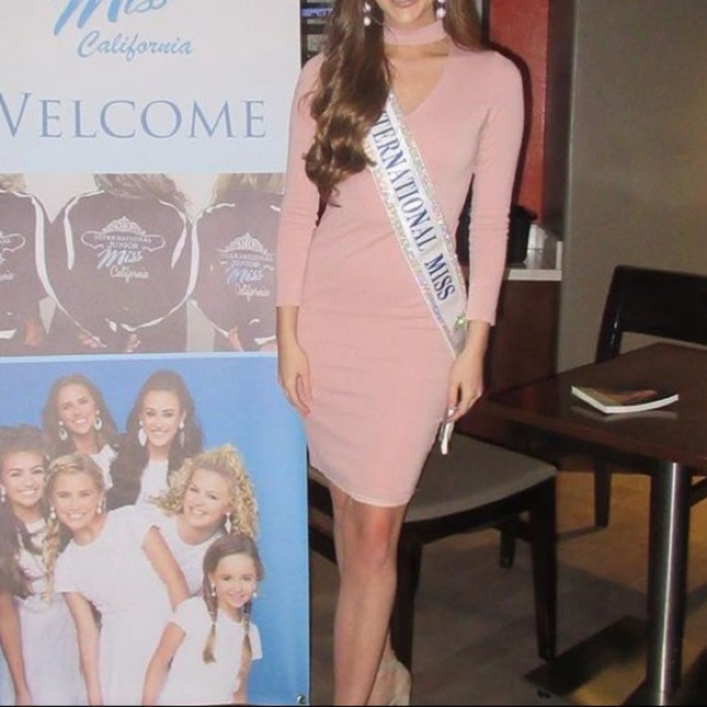 Pink appearance/interview dress